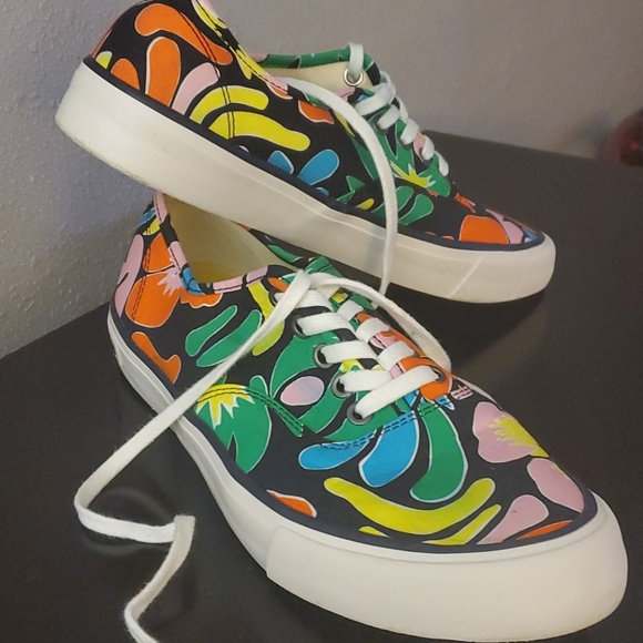 SeaVees - Picture 2 of 4